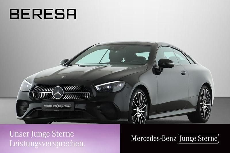 Schwarzlack obsidianschwarz Gebraucht 2022 Mercedes E450 AMG Coupé | 51.980 € (Fairer Preis) - Bild 1/3