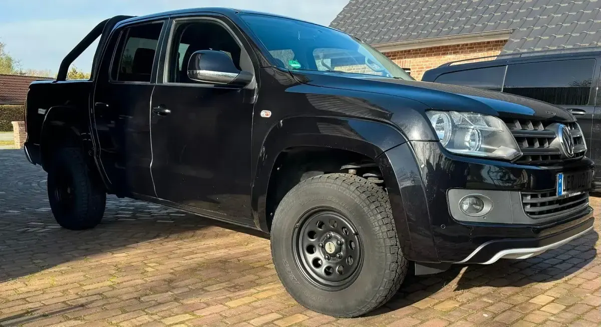Używany VW Amarok Highline 222 KM (163 kW) 2011 Czarny Pickup