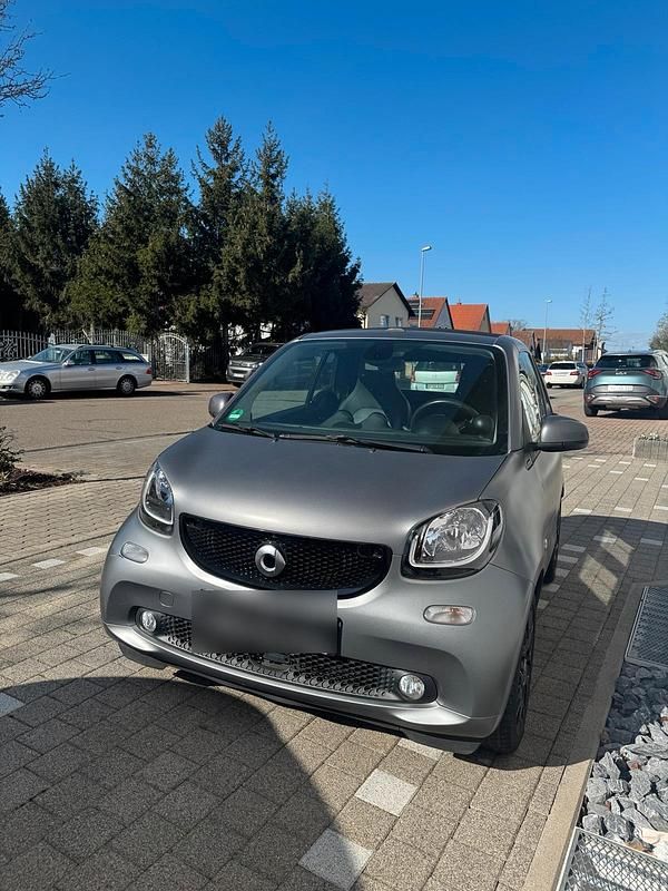 Gebraucht Smart ForTwo Cabrio Brabus 90 PS (66 kW) 2018 Grau Cabrio