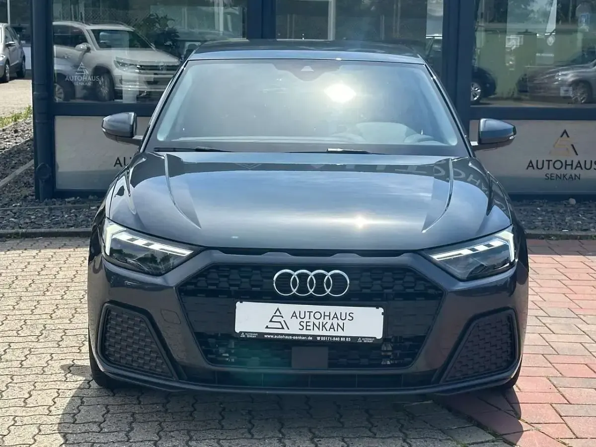 Gebraucht Audi A1 Sportback 95 PS (69 kW) 2024 Grau Kleinwagen