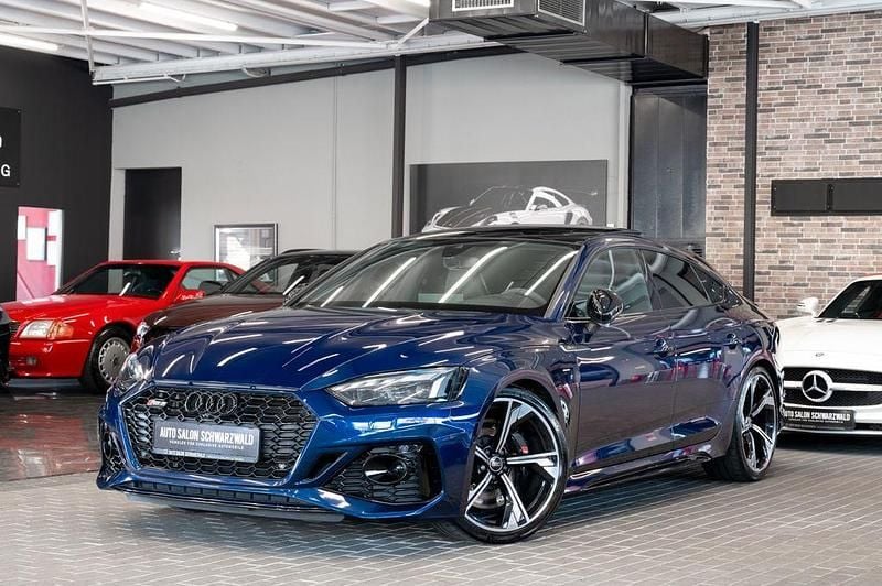 Navarrablau metallic Gebraucht 2021 Audi RS5 Sportback Sport Limousine | 64.990 € (Fairer Preis) - Bild 1/4
