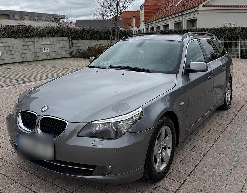 Gebraucht BMW 520 150 PS (110 kW) 2007 Grau Kombi