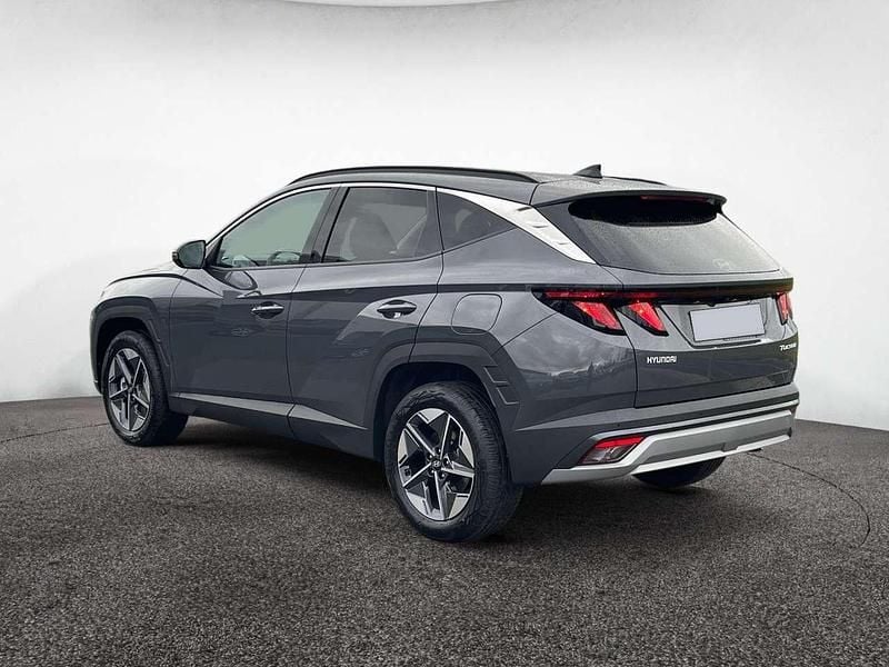 Neu Hyundai Tucson Style 150 PS (110 kW) 2025 Grau SUV