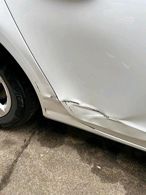 Gebraucht Audi A4 150 PS (110 kW) 2015 Weiß Kombi