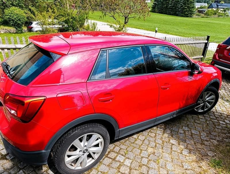 Gebraucht Audi Q2 150 PS (110 kW) 2019 Rot SUV