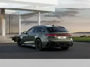 Neu Audi RS5 639 PS (469 kW) 2026 Grün (bedfordgrün metallic) Kombi