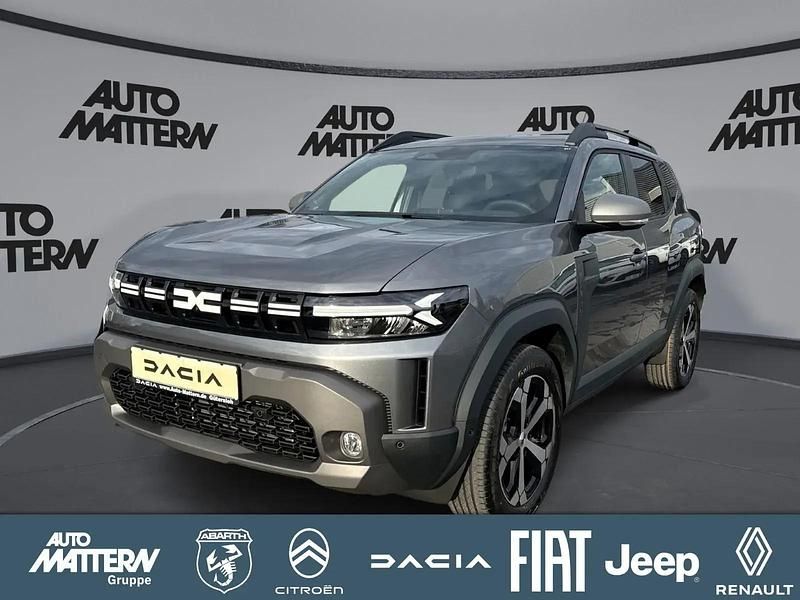Grau Neu 2025 Dacia Duster Journey Limousine | 30.400 € - Bild 1/1