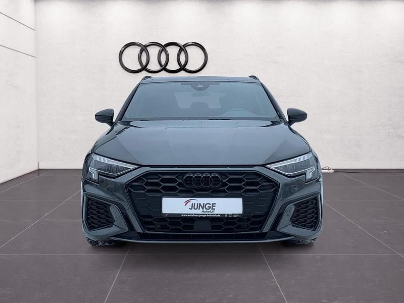 Gebraucht Audi A3 S-Line 245 PS (180 kW) 2022 Daytonagrau perleffekt Limousine