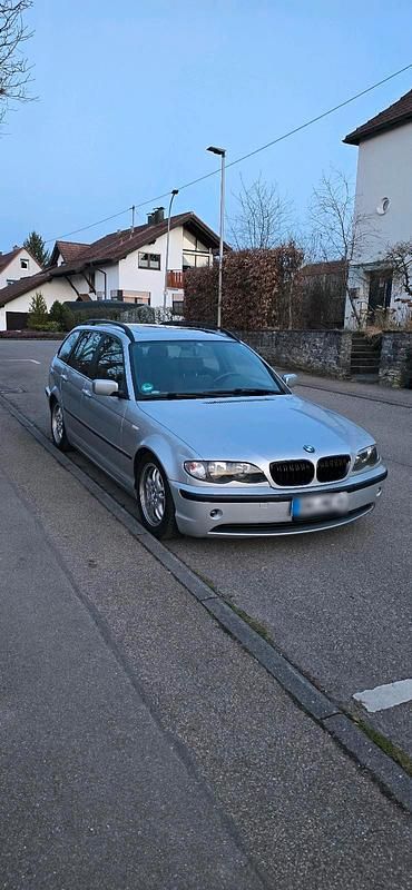 Gebraucht BMW 325 M Sport 192 PS (141 kW) 2003 Silber Kombi