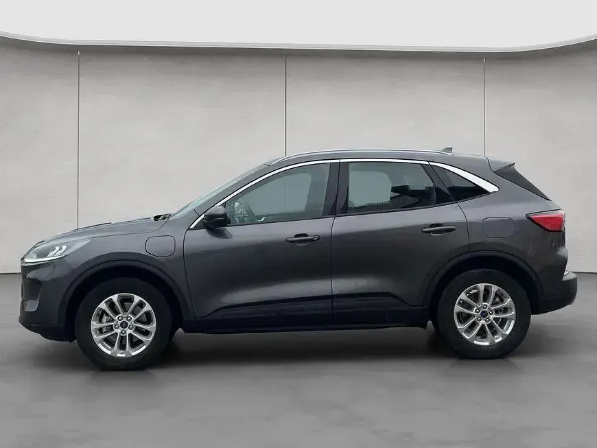Gebraucht Ford Kuga Titanium 224 PS (164 kW) 2022 Grau SUV