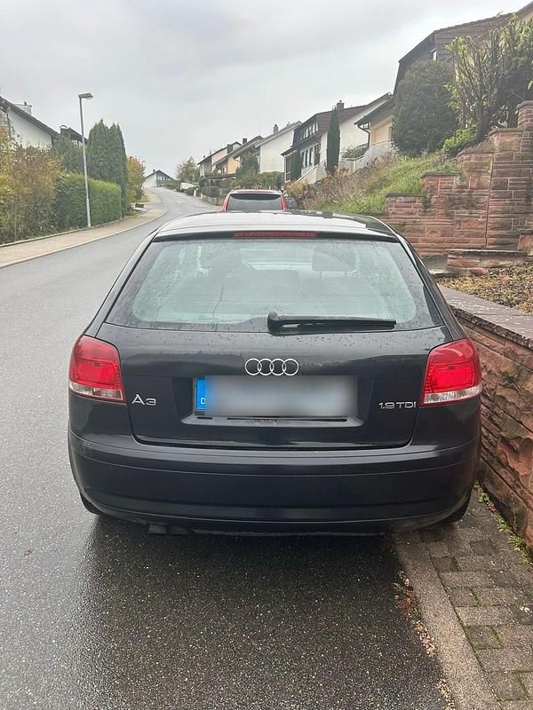 Schwarz Gebraucht 2005 Audi A3 Coupé | 2.300 € (Fairer Preis) - Bild 1/4