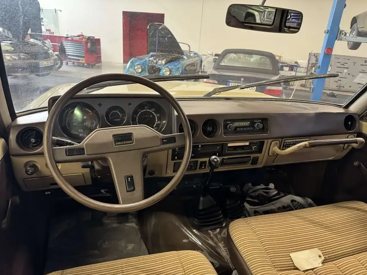 Gebraucht Toyota Land Cruiser 120 PS (88 kW) 1984 Beige SUV