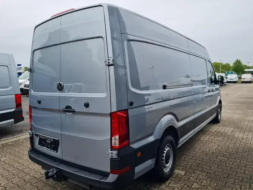 Neu VW Crafter 177 PS (130 kW) 2025 Silber Van