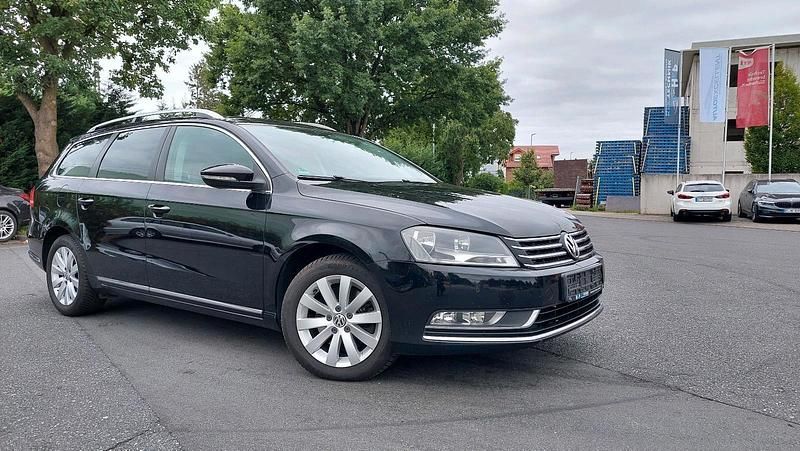 Gebraucht VW Passat Highline 140 PS (102 kW) 2011 Schwarz Kombi
