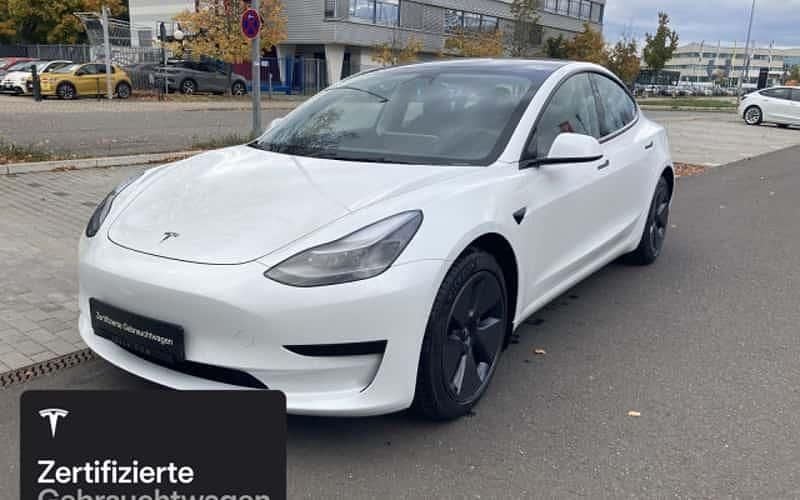 Weiß Gebraucht 2021 Tesla Model 3 RWD Limousine | 22.600 € (Guter Preis) - Bild 1/4