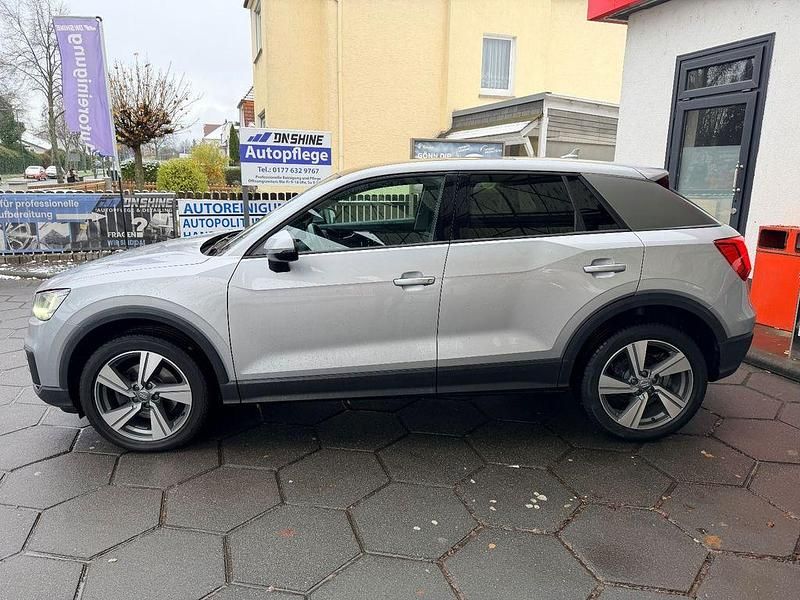 Gebraucht Audi Q2 Sport 150 PS (110 kW) 2017 Silber SUV