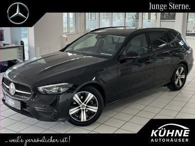 Obsidianschwarz Gebraucht 2023 Mercedes C180 Avantgarde Kombi | 30.300 € (Guter Preis) - Bild 1/4