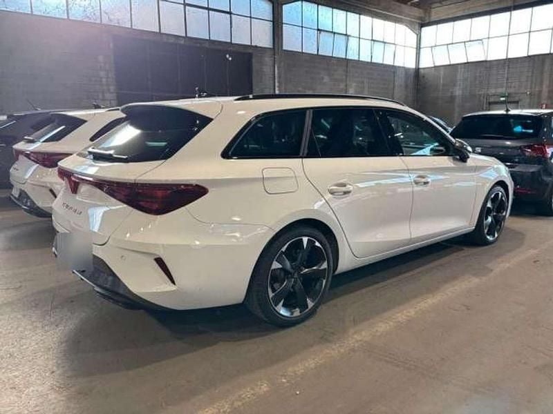 Gebraucht Cupra Leon 150 PS (110 kW) 2025 "nevada" weiss Kombi