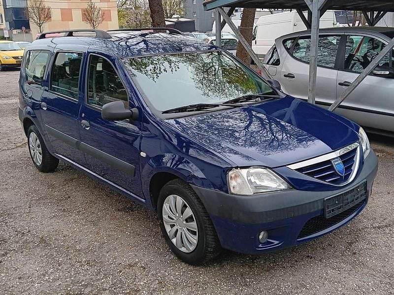 Gebraucht Dacia Logan Lauréate 68 PS (50 kW) 2008 Dacia blau marine Kombi