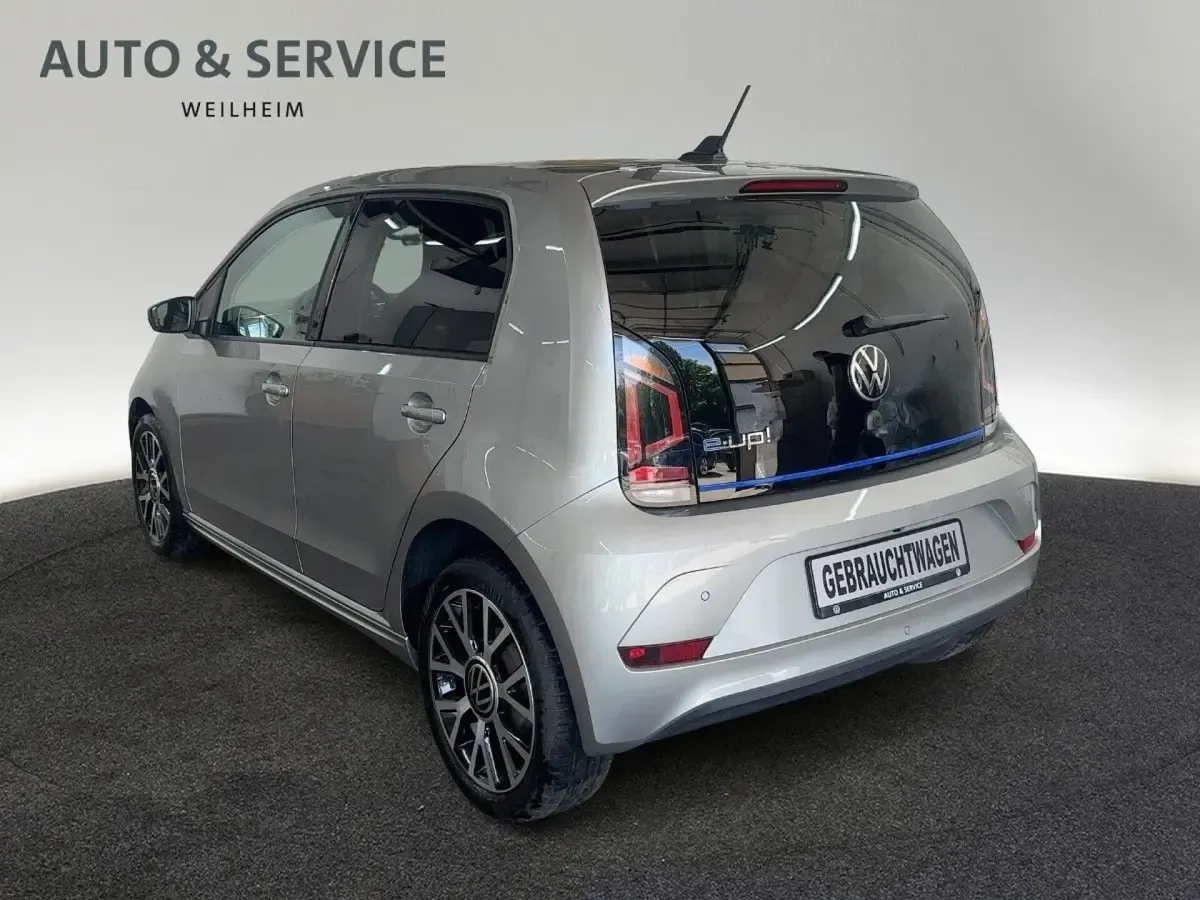 Gebraucht VW e-up! Style 61 kW (83 PS) 2022 Kleinwagen