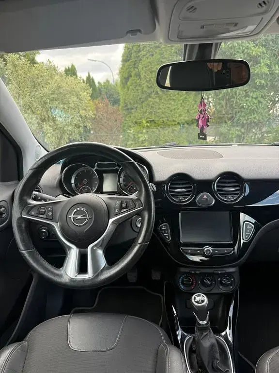 Gebraucht Opel Adam 87 PS (63 kW) 2016 Schwarz Kleinwagen
