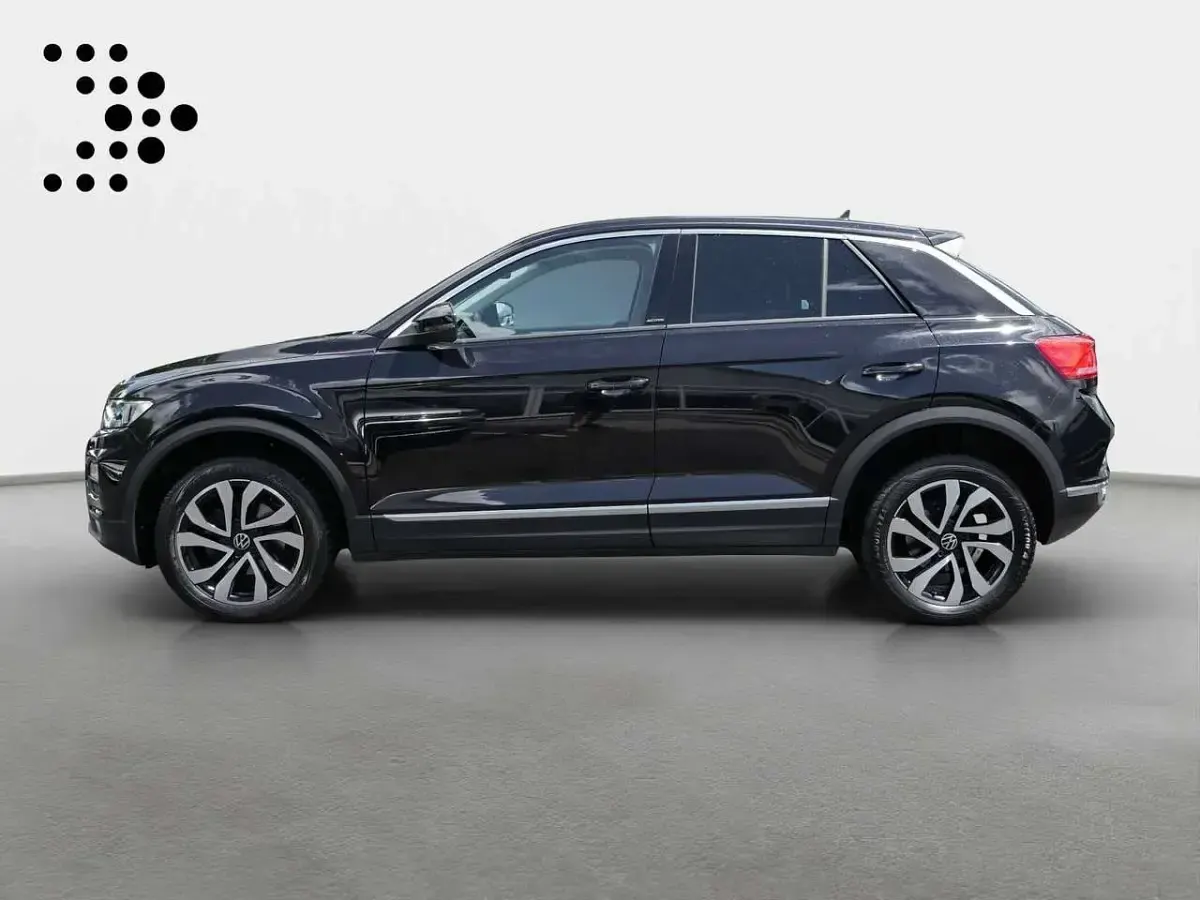 Gebraucht VW T-Roc Active 116 PS (85 kW) 2021 Deep black perleffekt SUV