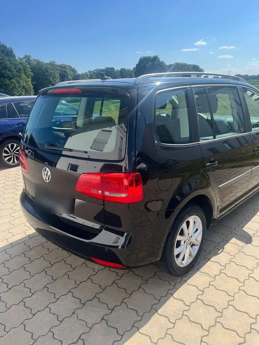 Gebraucht VW Touran 140 PS (102 kW) 2014 Schwarz Van / Kleinbus