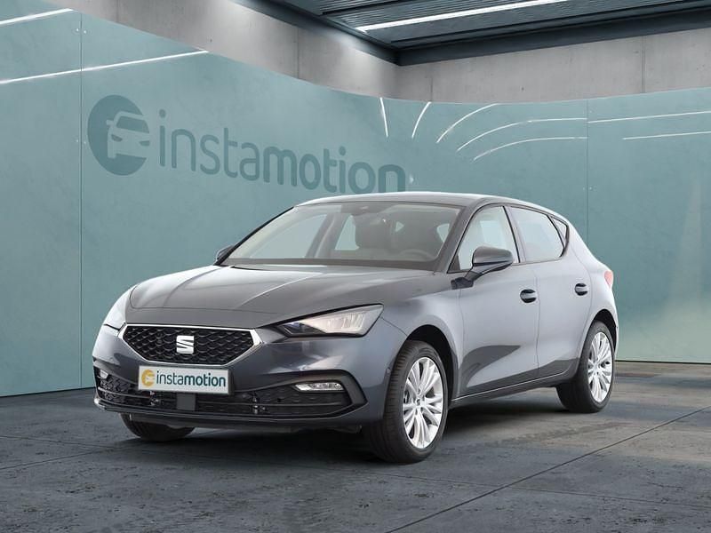 Grau Gebraucht 2024 Seat Leon Kombi | 26.399 € (Guter Preis) - Bild 1/4