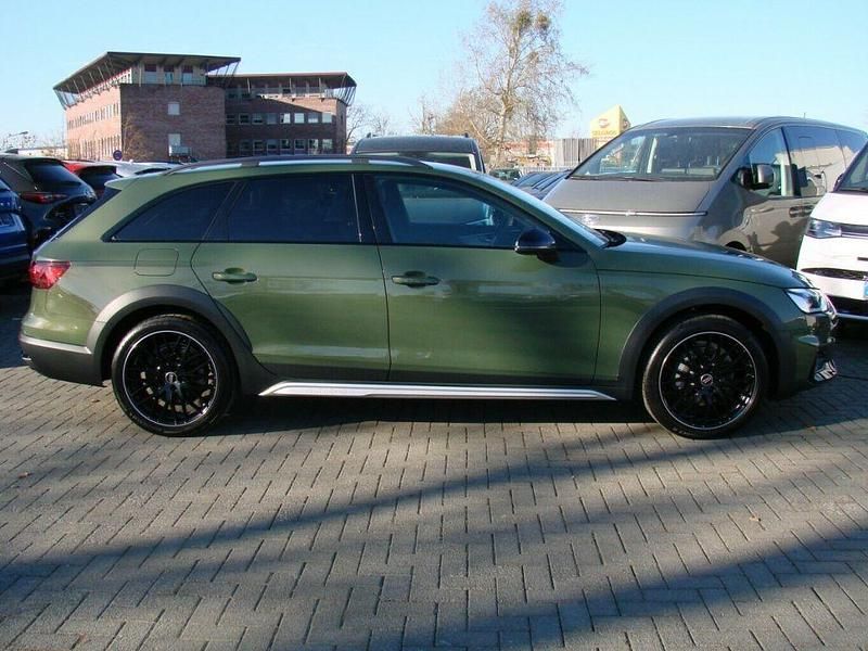 Gebraucht Audi A4 Allroad Ambiente 204 PS (150 kW) 2024 (district green metallic (grün) (metallic) Kombi