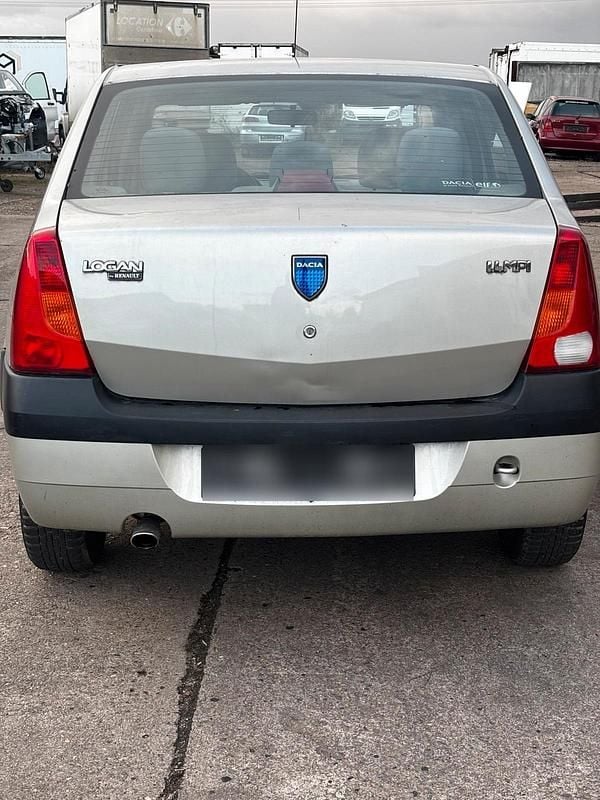Gebraucht Dacia Logan 75 PS (55 kW) 2006 Silber Limousine