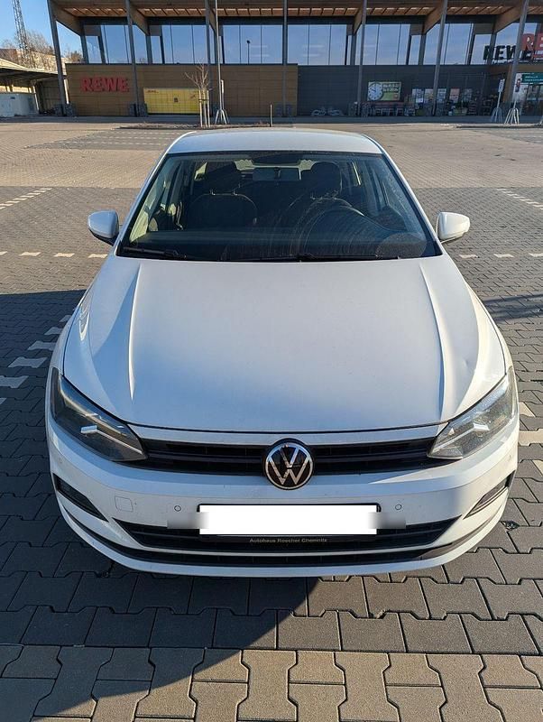 Weiß Gebraucht 2021 VW Polo Trendline Kleinwagen | 13.200 € (Fairer Preis) - Bild 1/4