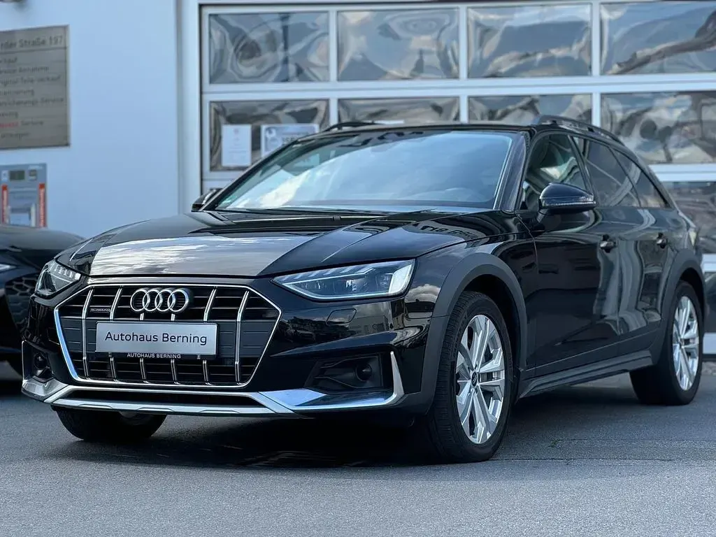 Gebraucht Audi A4 Allroad Sport 204 PS (150 kW) 2022 Brillantschwarz Kombi