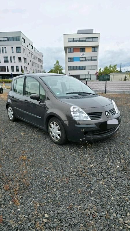 Braun Gebraucht 2005 Renault Modus Van / Kleinbus | 950 € (Guter Preis) - Bild 1/4