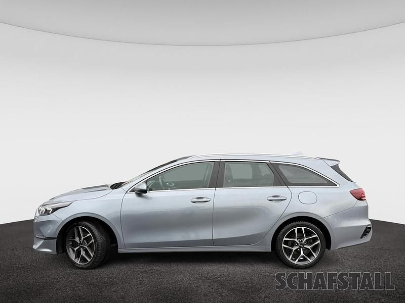 Gebraucht Kia Ceed Sportswagon Spirit 160 PS (117 kW) 2022 Lunarsilber Kombi