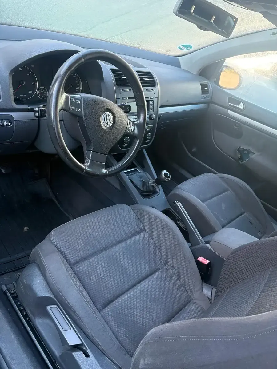 Gebraucht VW Golf 140 PS (102 kW) 2004 Blau Coupé