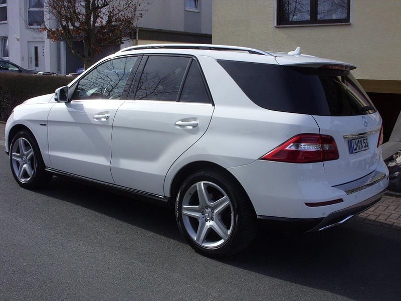 Gebraucht Mercedes ML350 258 PS (189 kW) 2015 Weiß SUV