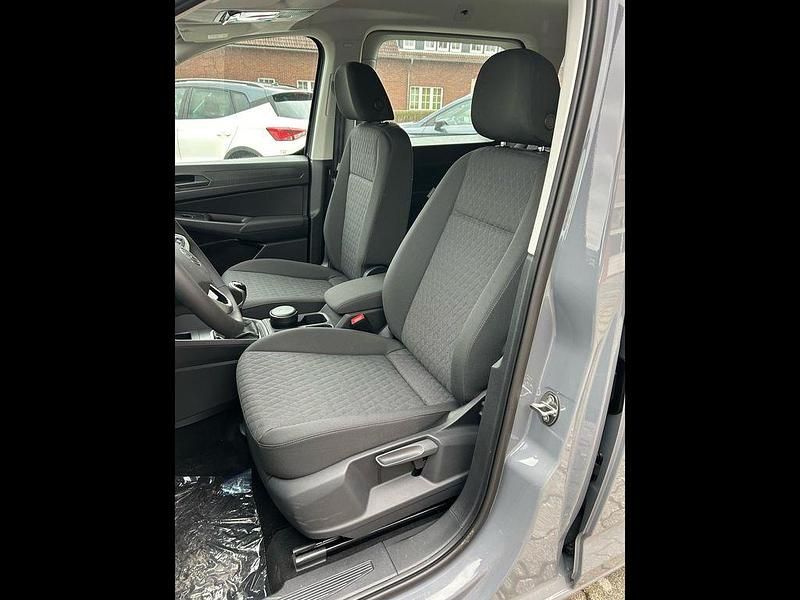 Neu VW Caddy Maxi Life 102 PS (75 kW) 2026 Pure grey Van / Kleinbus