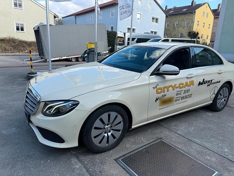 Gebraucht Mercedes E200 160 PS (117 kW) 2020 Limousine