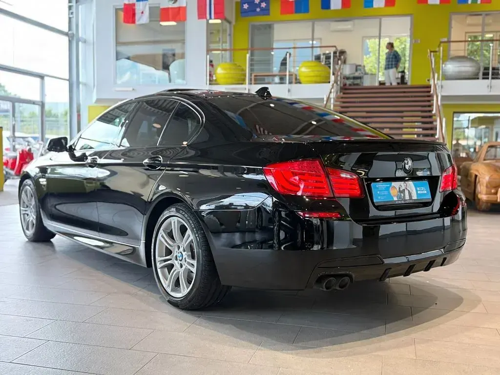 Gebraucht BMW 520 Performance 184 PS (135 kW) 2011 Schwarz Limousine