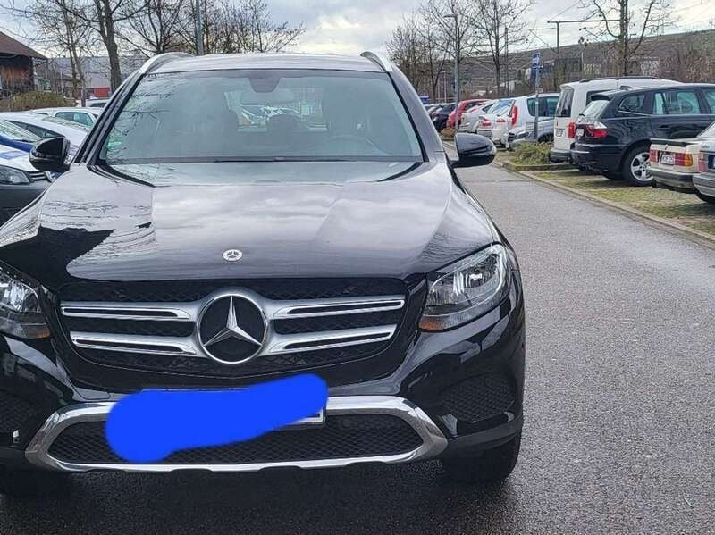 Gebraucht 2019 Mercedes GLC220 SUV | 31.000 € (Teuer) - Bild 1/4