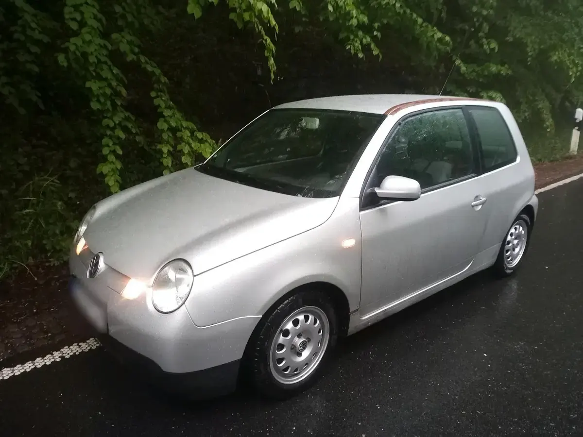 Gebraucht VW Lupo 61 PS (44 kW) 2001 Silber Kleinwagen