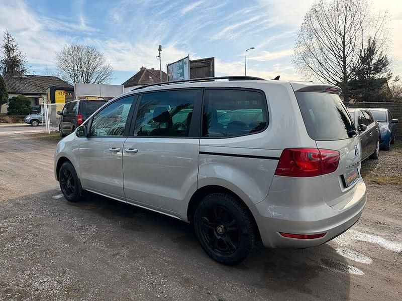 Gebraucht Seat Alhambra Style 170 PS (125 kW) 2011 Silber Van / Kleinbus