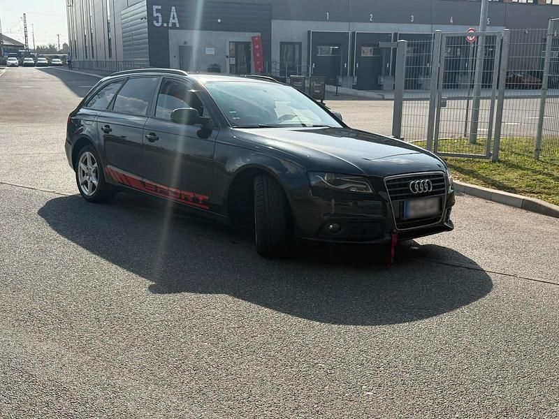Gebraucht Audi A4 143 PS (105 kW) 2010 Schwarz Kombi