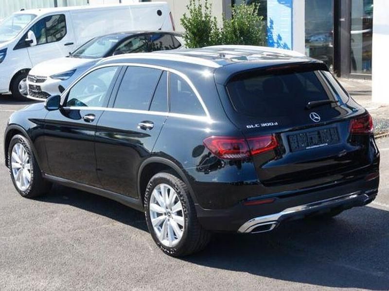 Gebraucht Mercedes GLC300 245 PS (180 kW) 2020 Schwarz SUV