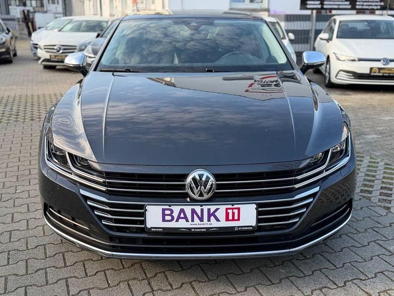 Gebraucht VW Arteon Elegance 150 PS (110 kW) 2017 Mangangrau metallic Kleinwagen