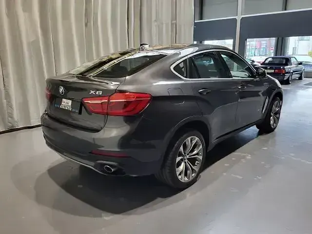 Gebraucht BMW X6 Sport Line 258 PS (189 kW) 2015 Sophistograu brillanteffekt SUV