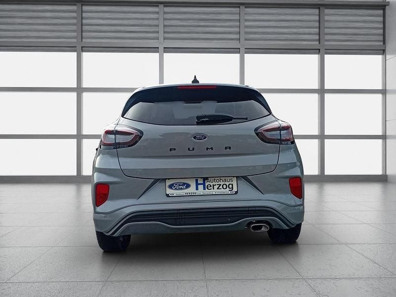 Gebraucht Ford Puma 155 PS (114 kW) 2023 Hell silber metallic (metallic) SUV