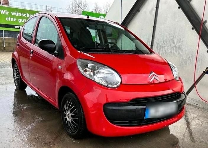 Rot Gebraucht 2010 Citroën C1 Kleinwagen | 1.600 € (Guter Preis) - Bild 1/4