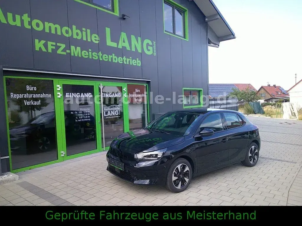 Gebraucht Opel Corsa-e 100 kW (136 PS) 2023 Schwarz Kleinwagen