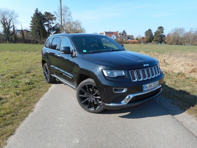 Schwarz Gebraucht 2014 Jeep Grand Cherokee Summit SUV | 13.500 € - Bild 1/4